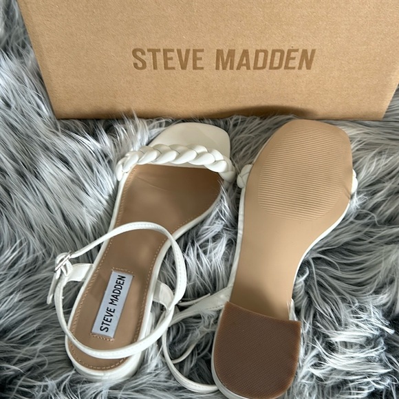 Steve Madden Shoes - Steve Madden Melinda White size 7.5